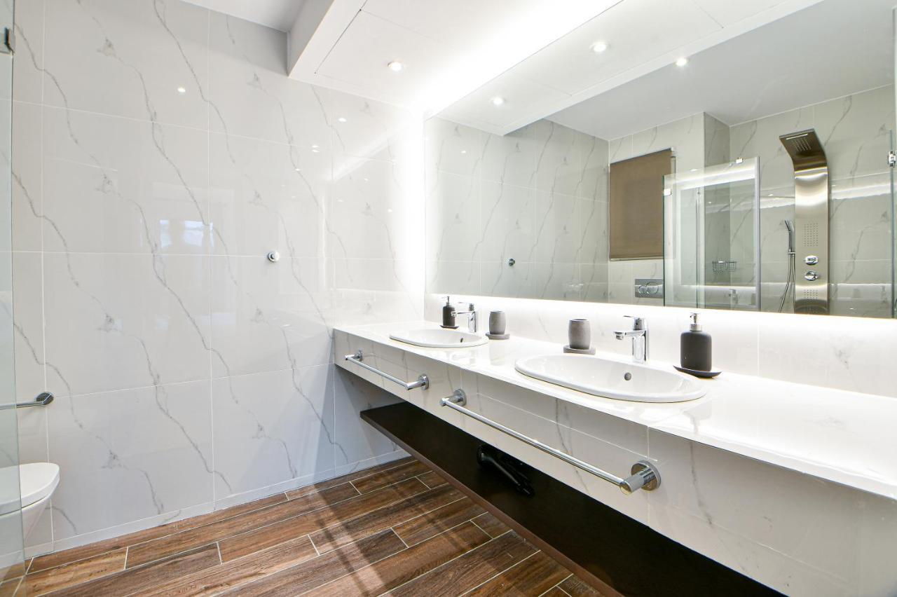 Boutique40 Luxury Apartment Atina Dış mekan fotoğraf